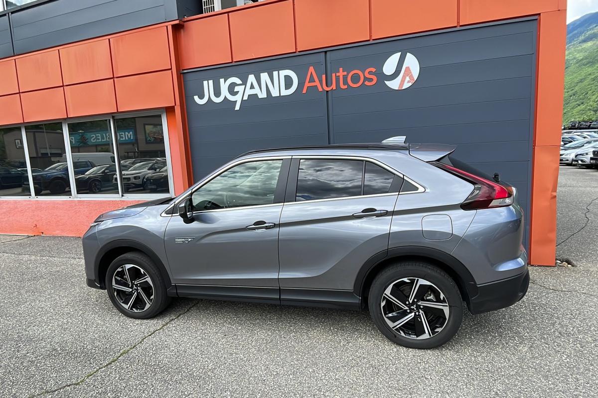 MITSUBISHI ECLIPSE CROSS - 2.4 PHEV 4WD INVITE (2021)