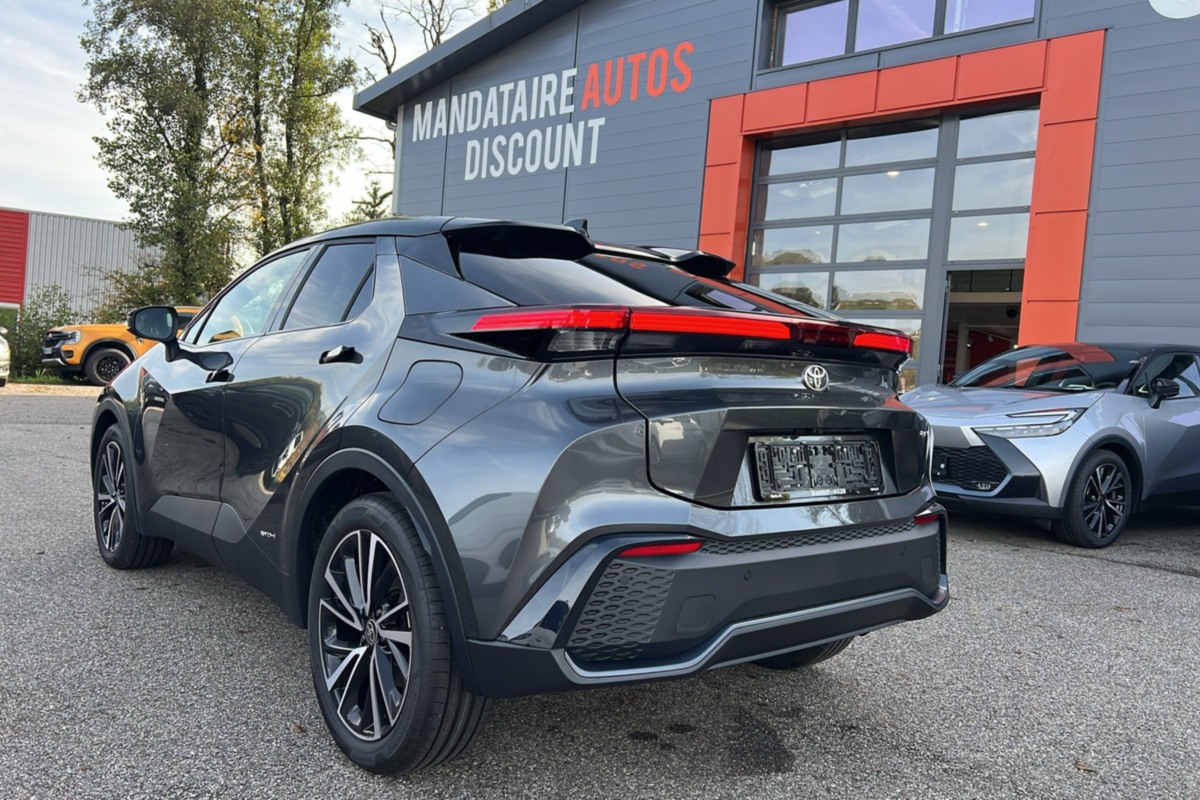 TOYOTA C-HR - HYBRID 197 4X4 AWD EXECUT (2024)