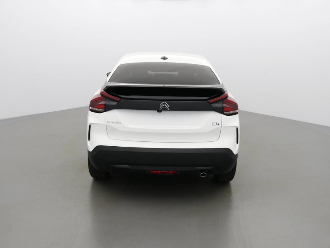 Citroën C4 - FEEL PACK 130 HDI EAT8
