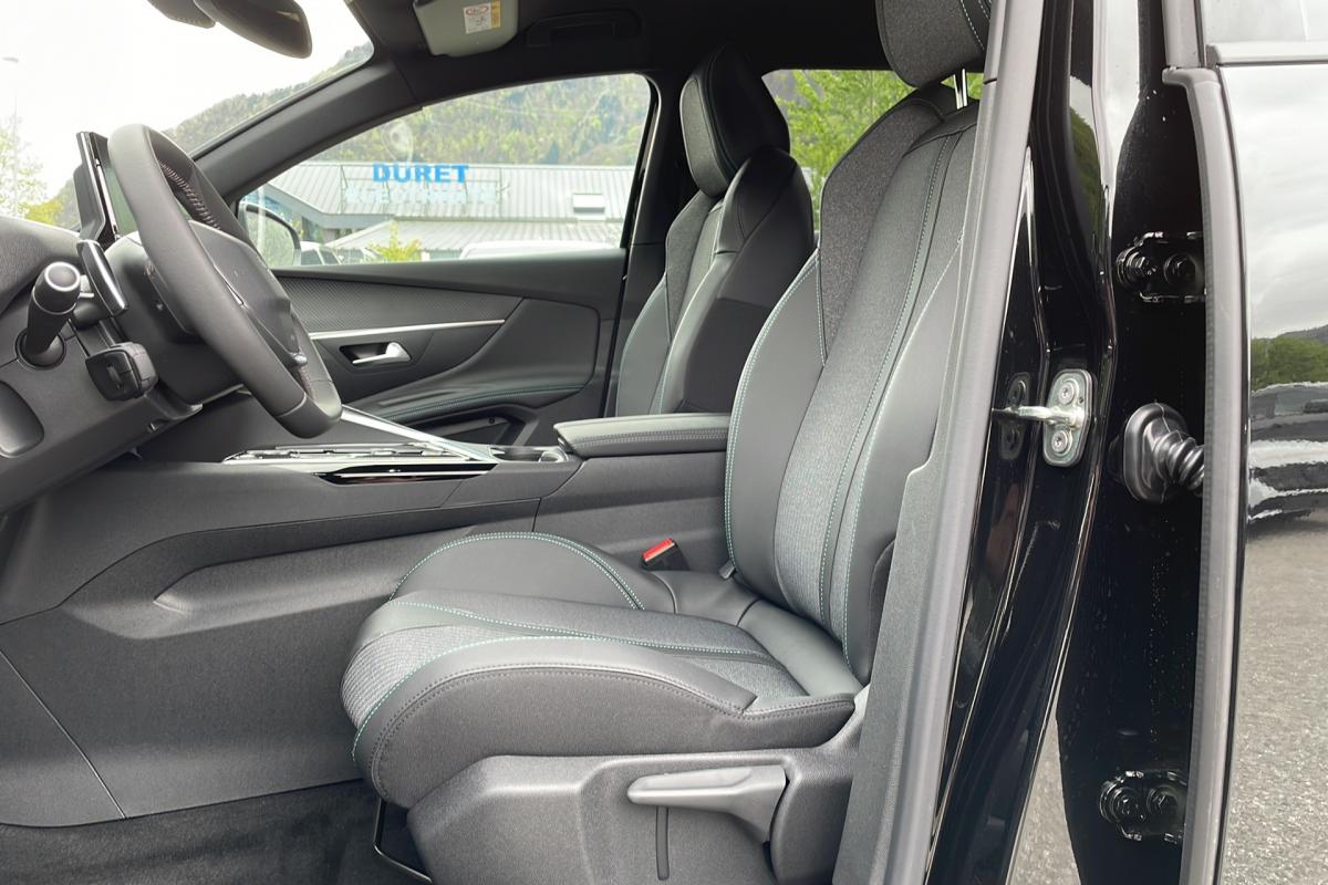 Peugeot 3008 - 1.2 130 EAT8 ALLURE PACK