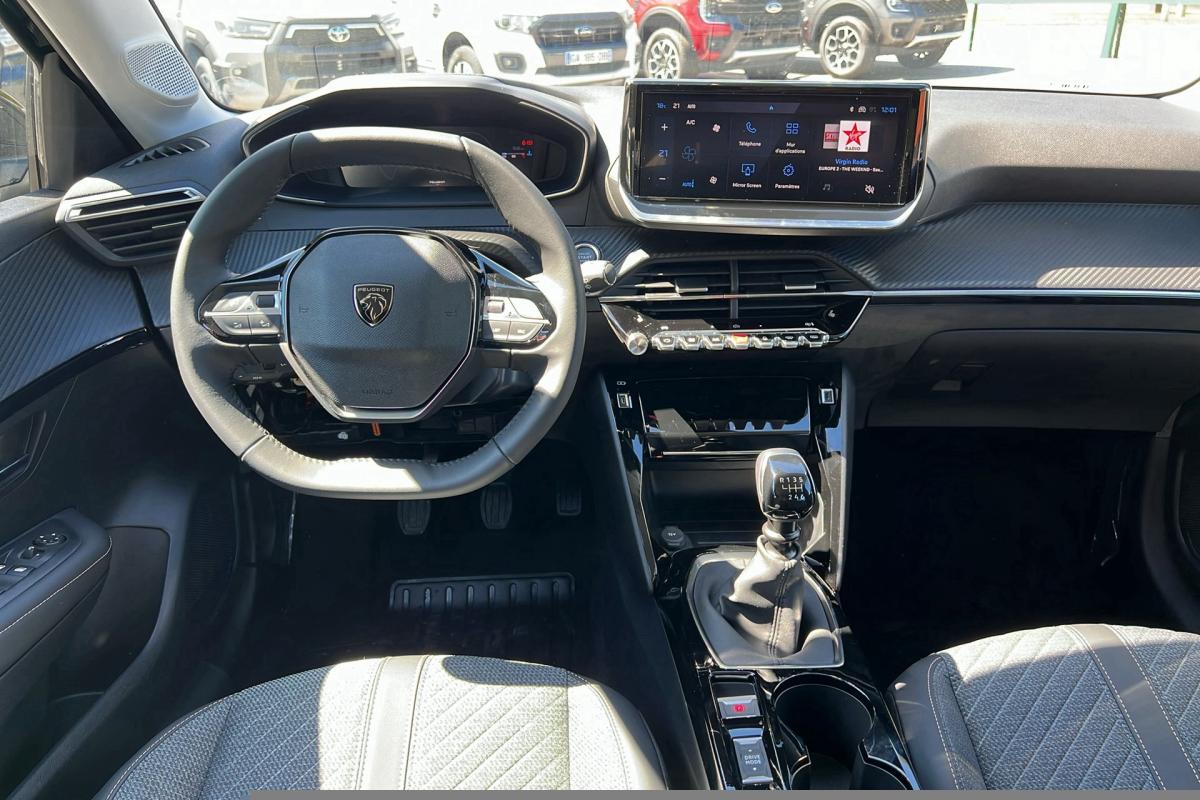 Peugeot 208 - NOUVELLE 1.2 100 ALLURE P