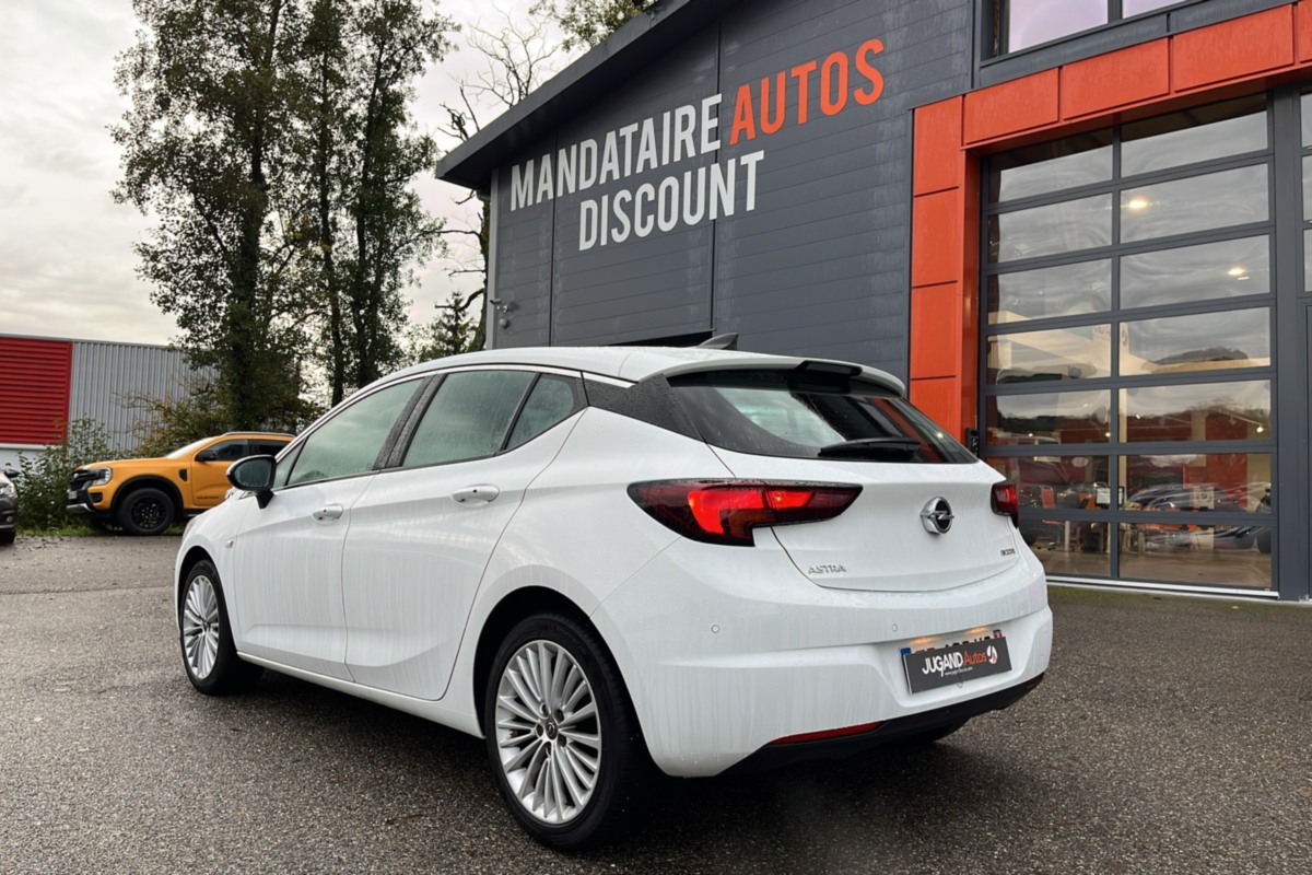 Opel Astra - 1.0 105 INNOVATION