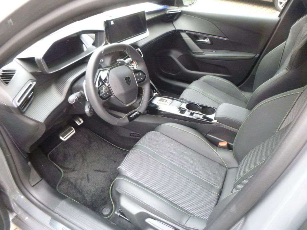 Peugeot 208 - HYBRID 100 E-DSC6 GT PK V