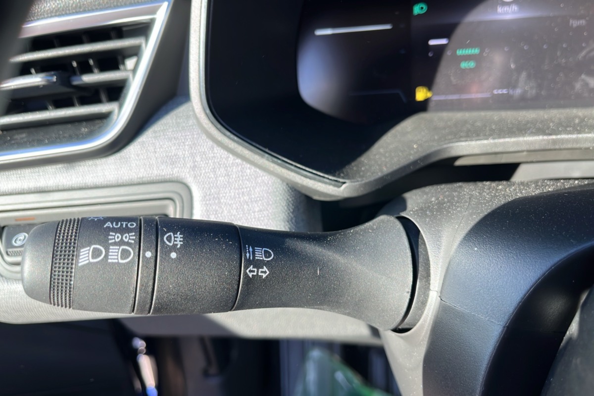 Renault Clio - V TCE 90 CVT EVOLUTION