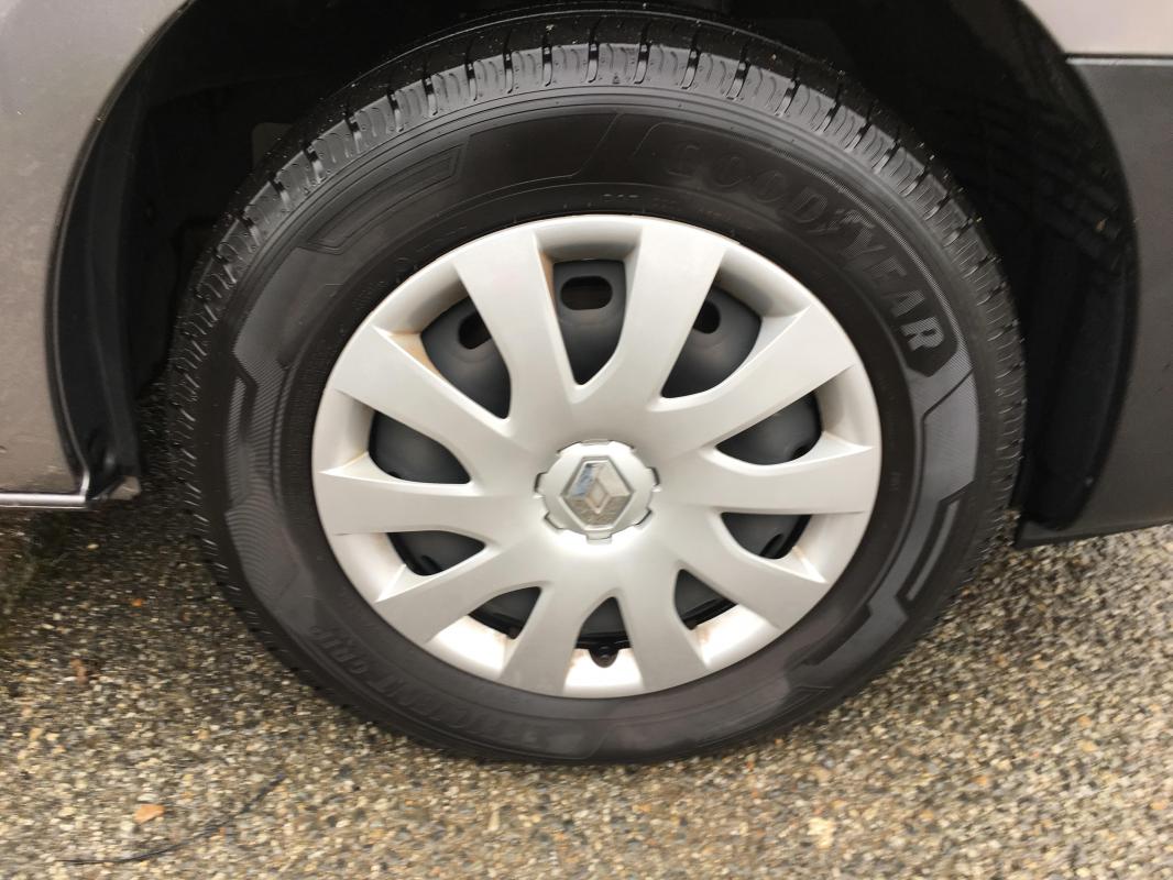 Renault Trafic - III COMBI L2 DCI 145 ZEN 9 PLACES